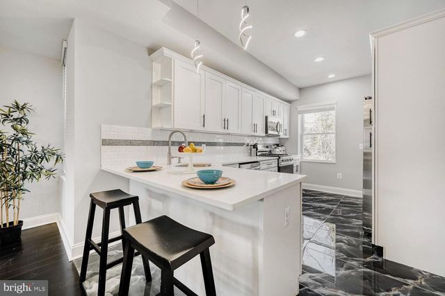 2514 W LAFAYETTE AVE, Baltimore, MD 21216