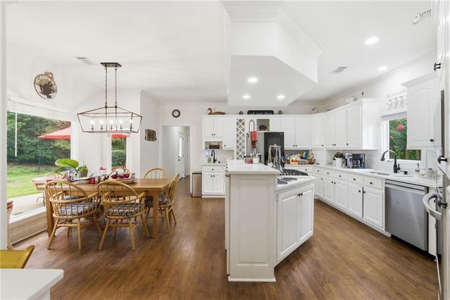5235 Lanton Circle, Gainesville, GA 30504