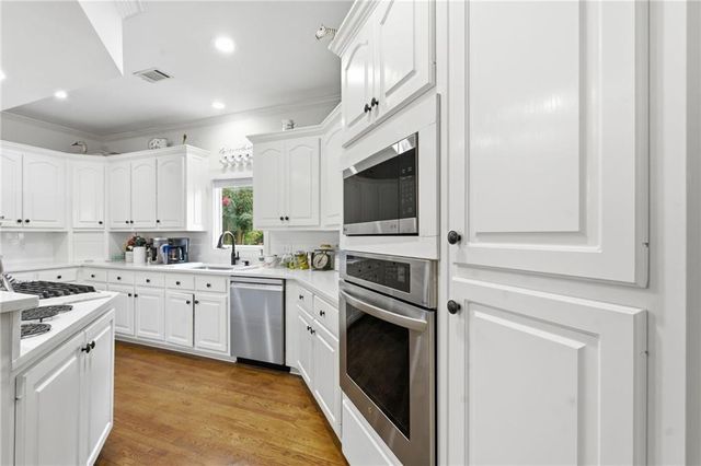 5235 Lanton Circle, Gainesville, GA 30504
