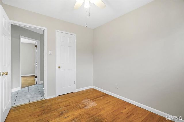 922 Vegas Drive, St Louis, MO 63125