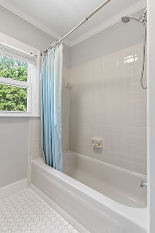 127 Nathan Forest Dr, Hendersonville, TN 37075