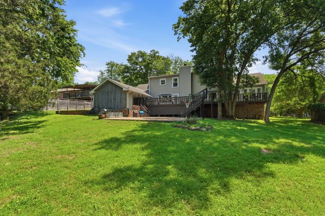 127 Nathan Forest Dr, Hendersonville, TN 37075