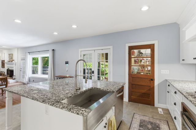 127 Nathan Forest Dr, Hendersonville, TN 37075