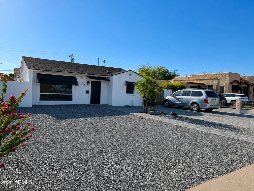 2206 N 15th Avenue, Phoenix, AZ 85007 — exterior