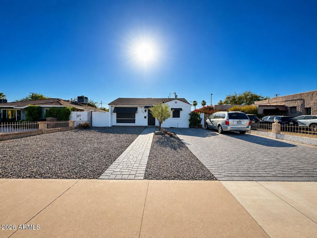 2206 N 15th Avenue, Phoenix, AZ 85007 — photo 2