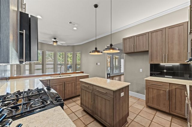 441 Country Ridge Lane, Red Oak, TX 75154