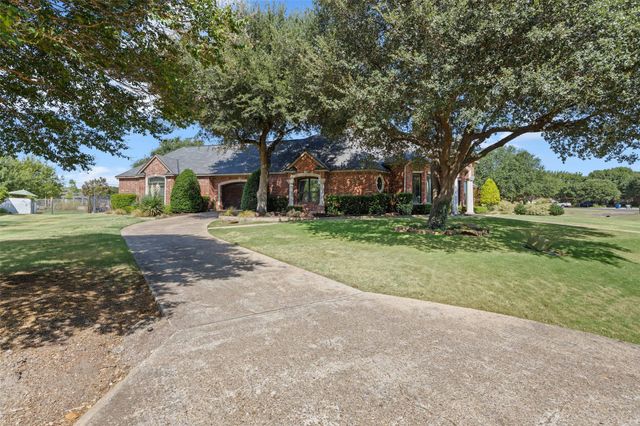441 Country Ridge Lane, Red Oak, TX 75154