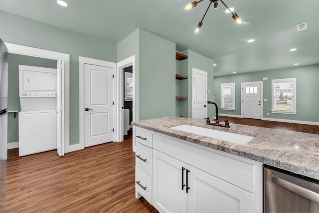 25 W 5th Street, Fayetteville, AR 72701