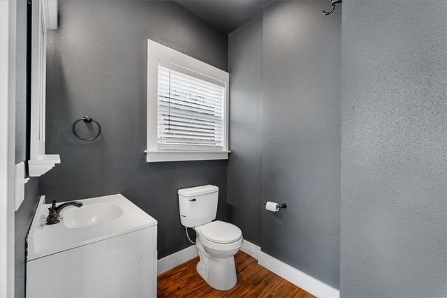 25 W 5th Street, Fayetteville, AR 72701