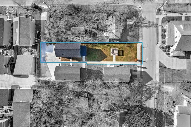 25 W 5th Street, Fayetteville, AR 72701