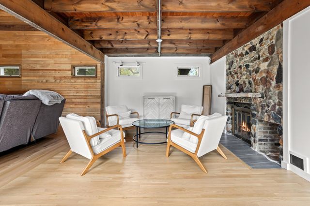 7411 Elm Court, Horace, ND 58047