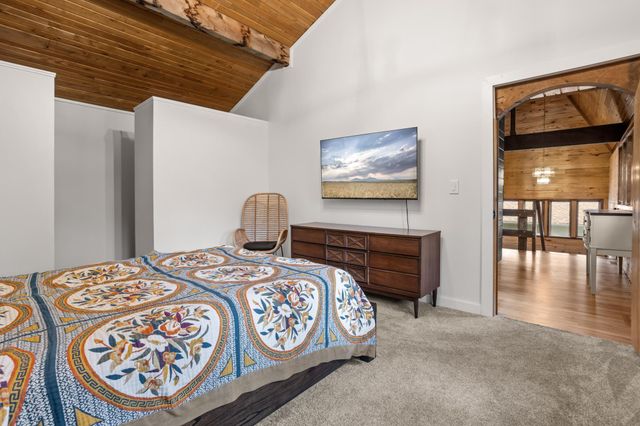 7411 Elm Court, Horace, ND 58047