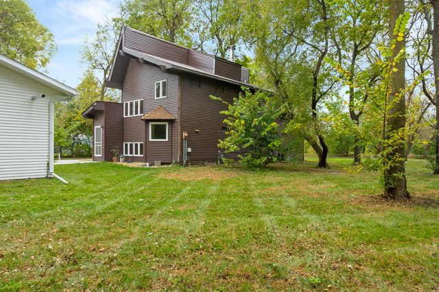 7411 Elm Court, Horace, ND 58047