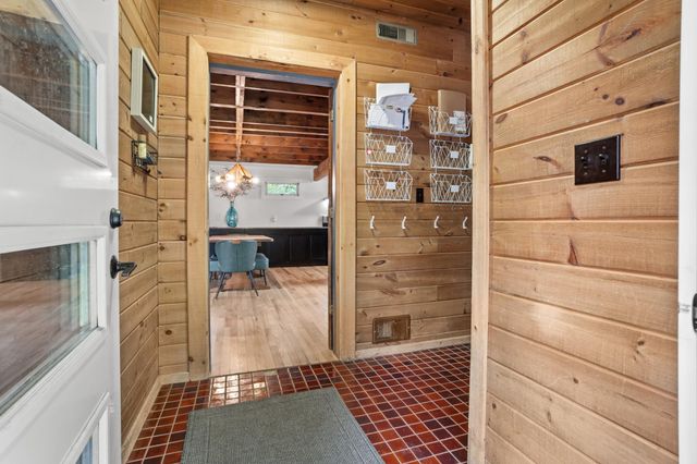 7411 Elm Court, Horace, ND 58047