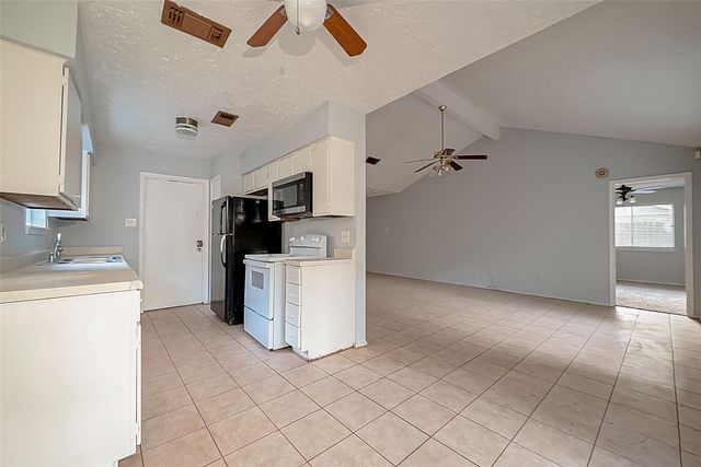 7035 Foxfield Lane, Humble, TX 77338