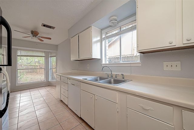 7035 Foxfield Lane, Humble, TX 77338