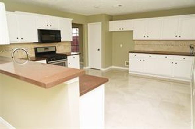 12418 Grove Meadow Drive, Stafford, TX 77477