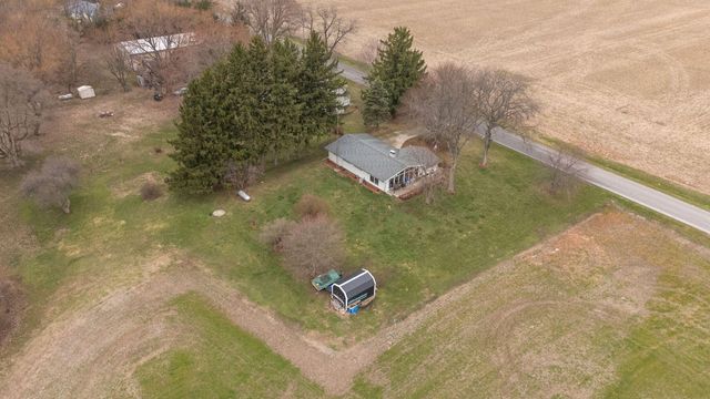 3212 E 400 S, La Porte, IN 46350