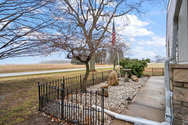 3212 E 400 S, La Porte, IN 46350