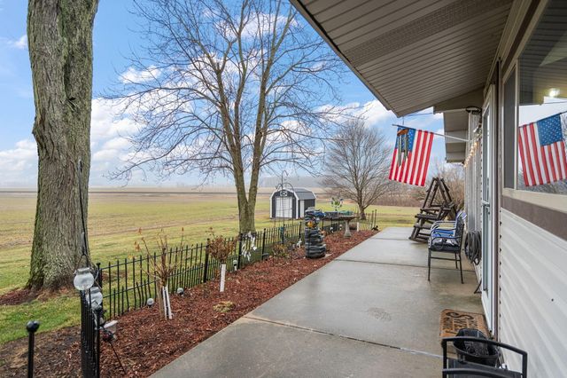 3212 E 400 S, La Porte, IN 46350