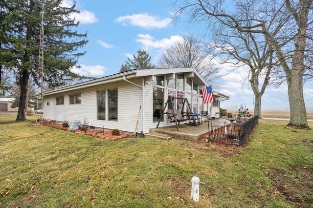 3212 E 400 S, La Porte, IN 46350