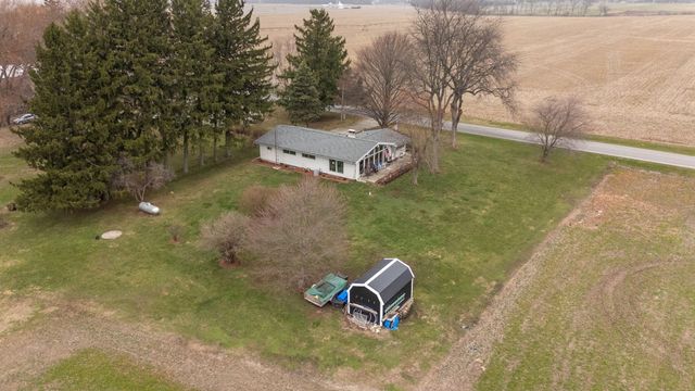 3212 E 400 S, La Porte, IN 46350