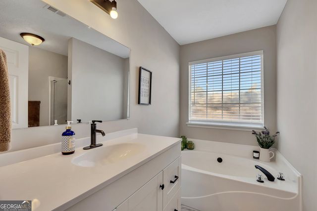 2683 Lake Park Bend, Acworth, GA 30101