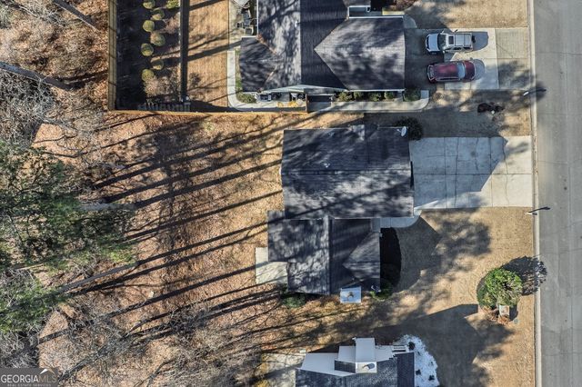 2683 Lake Park Bend, Acworth, GA 30101