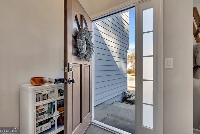 2683 Lake Park Bend, Acworth, GA 30101