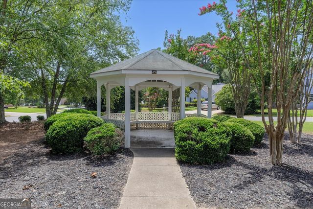 2683 Lake Park Bend, Acworth, GA 30101