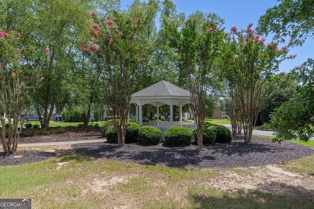 2683 Lake Park Bend, Acworth, GA 30101