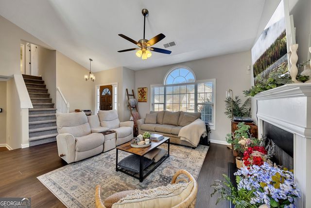 2683 Lake Park Bend, Acworth, GA 30101