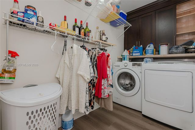 395 W 39th Pl, Hialeah, FL 33012