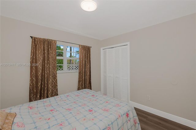 395 W 39th Pl, Hialeah, FL 33012