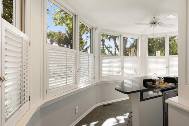 22 Rutledge Avenue, Charleston, SC 29401