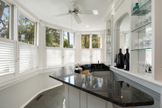 22 Rutledge Avenue, Charleston, SC 29401