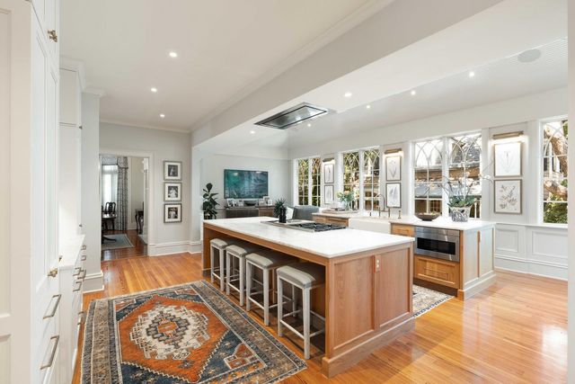 22 Rutledge Avenue, Charleston, SC 29401