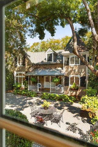 22 Rutledge Avenue, Charleston, SC 29401