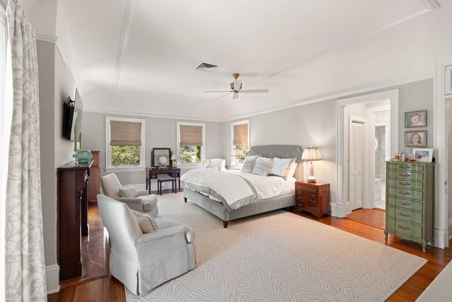 22 Rutledge Avenue, Charleston, SC 29401