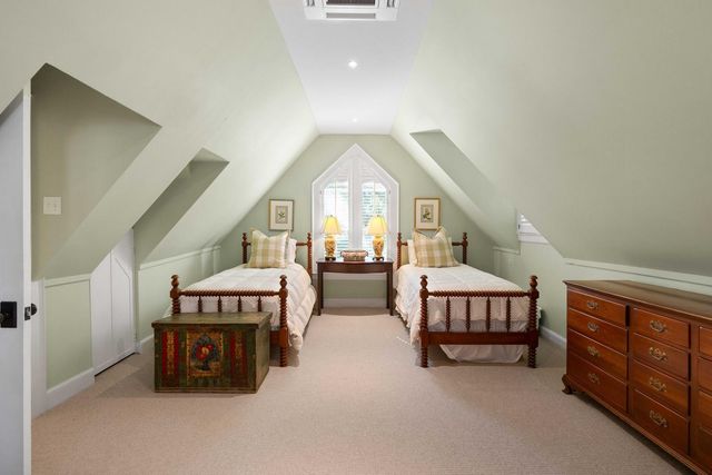 22 Rutledge Avenue, Charleston, SC 29401