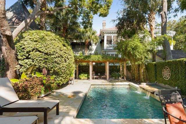 22 Rutledge Avenue, Charleston, SC 29401