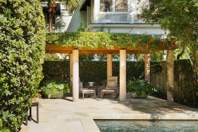 22 Rutledge Avenue, Charleston, SC 29401