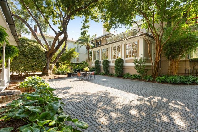 22 Rutledge Avenue, Charleston, SC 29401