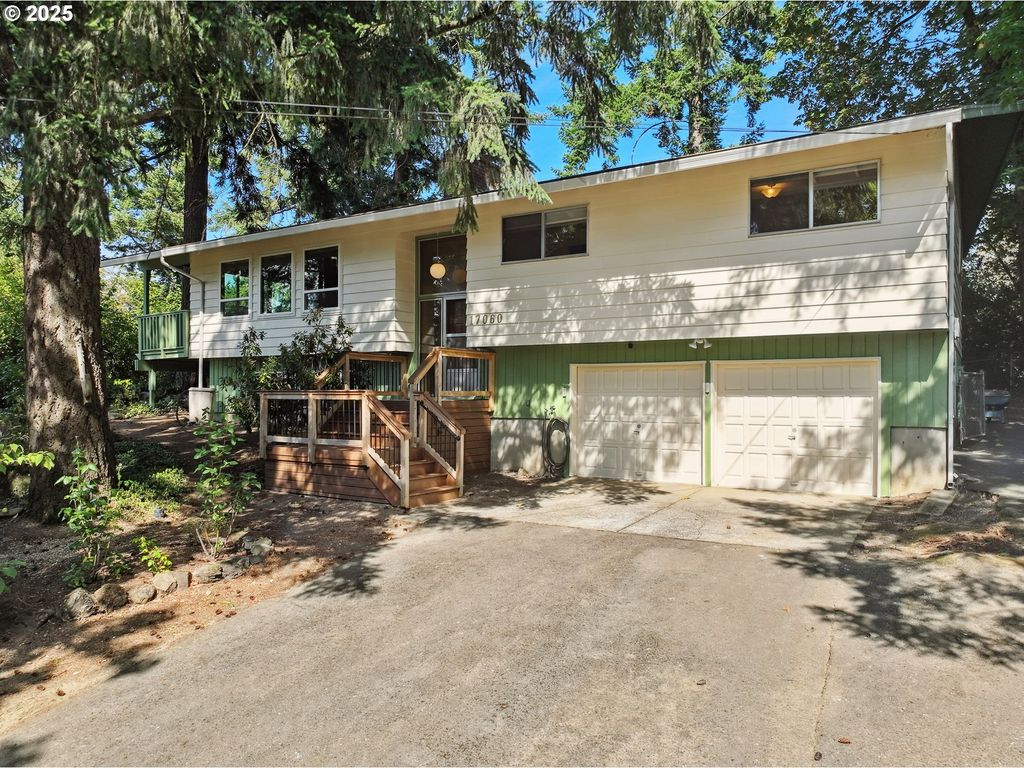 17060 Se GURNEE Ave, Gladstone, OR 97027