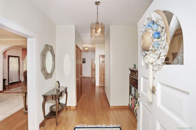 2 Westend Avenue, Nyack, NY 10960