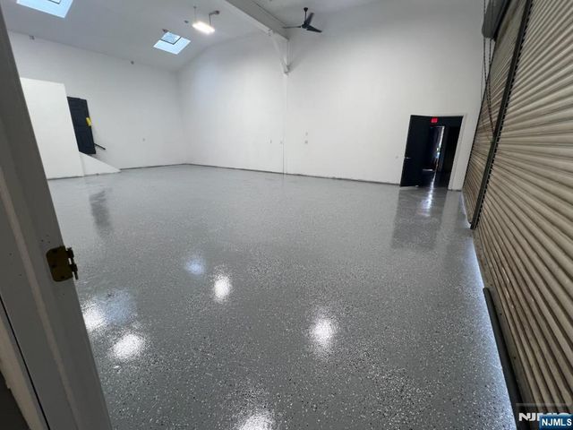 11 Birch Street, Midland Park, NJ 07432