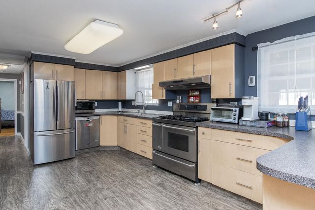 2 Denise Street, Nashua, NH 03063