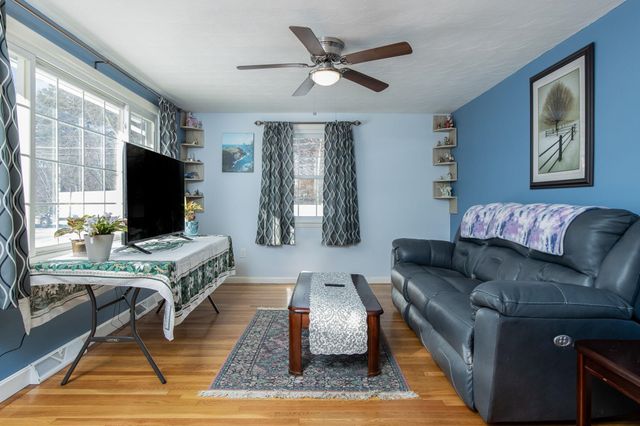 2 Denise Street, Nashua, NH 03063