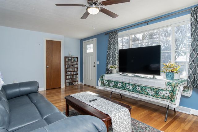 2 Denise Street, Nashua, NH 03063