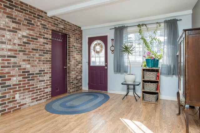 2 Denise Street, Nashua, NH 03063